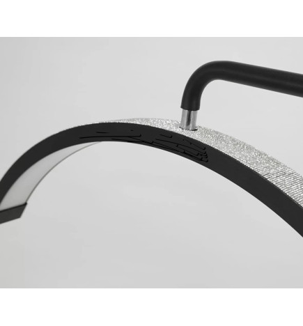 Lenkta led-moon lempa skirtas grožio meistram